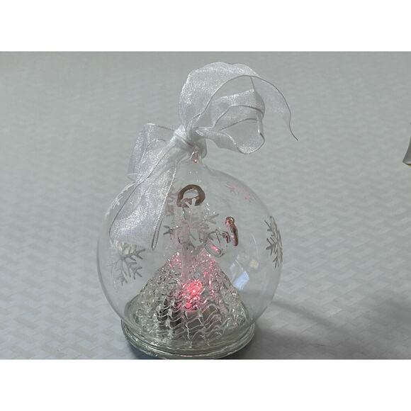 3.5” Glass Dome Light Up Christmas Angel W/ Heart Ornament Snowflake Etchings - Picture 5 of 10